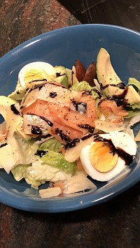 Ensalada de salmón ahumado